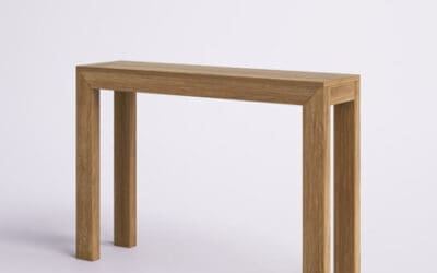Credence Table $400